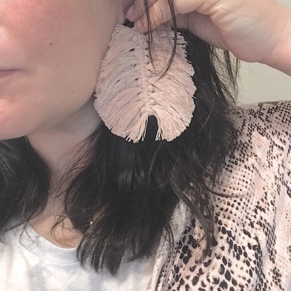 🥳HP; Soul_Embellish Creative Handmade w/L♥️VE•Trendy Macramé Earring🪶Weight HP - Picture 4 of 16